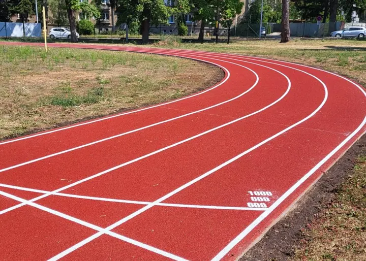 Atletický ovál, Zlaté Moravce